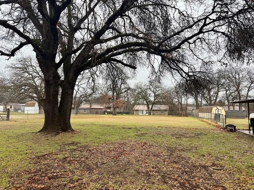 0.26 acres in Tarrant County - photo 4