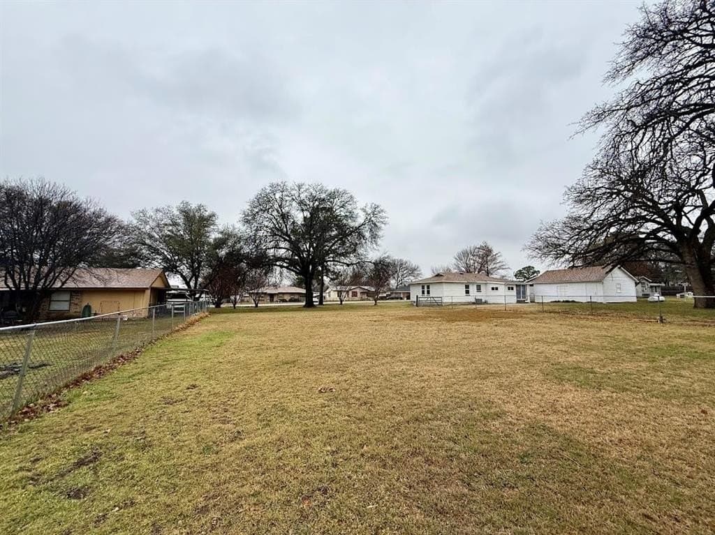 0.26 acres in Tarrant County - photo 6