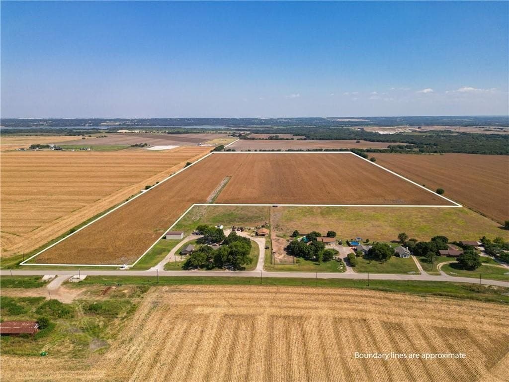 81.37 acres in McLennan County - photo 2