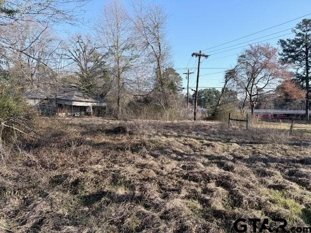 5.7 acres in Smith County - photo 2