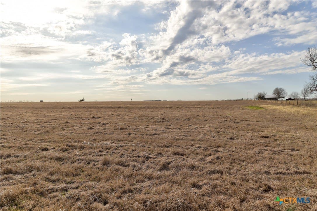 5.66 acres in Bell County - photo 6