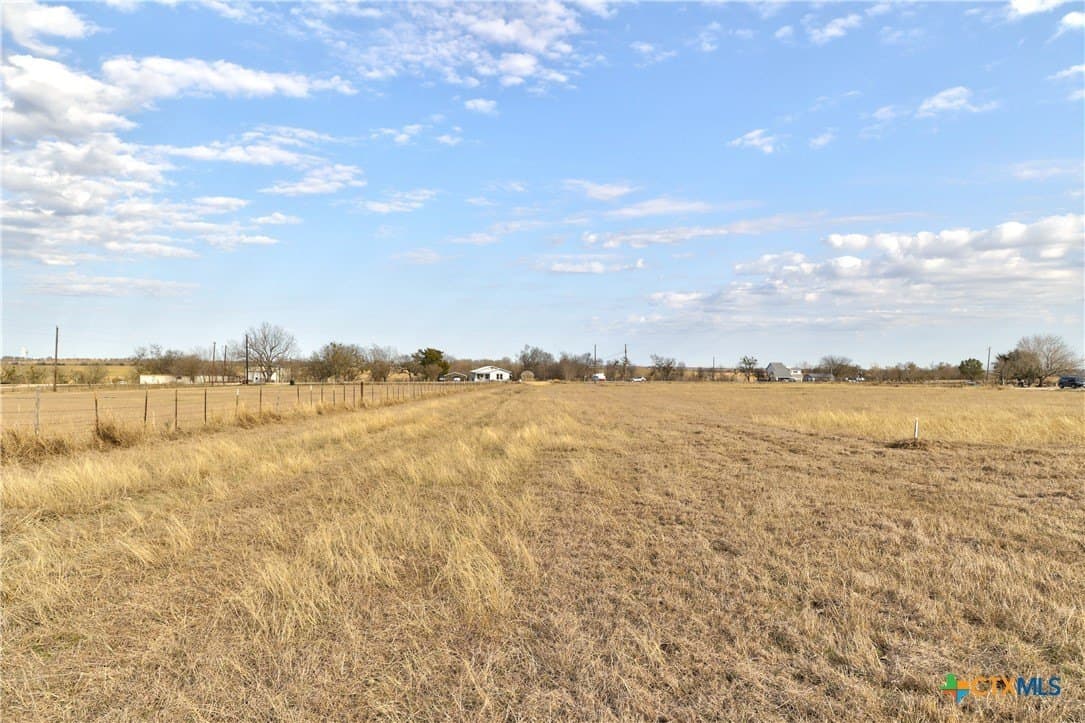 5.66 acres in Bell County - photo 7