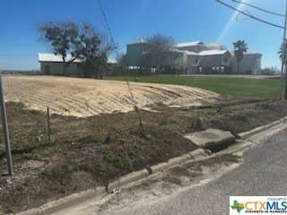0.23 acres in Calhoun County - photo 2