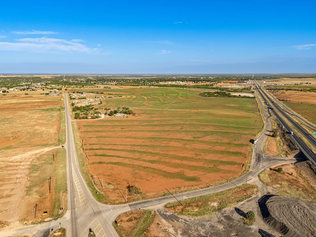 228.32 acres in Mitchell County - photo 3