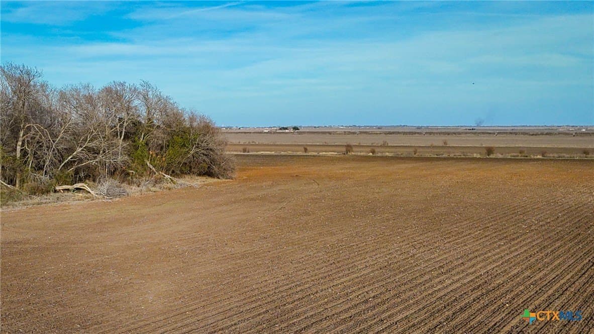 20 acres in Medina County - photo 2