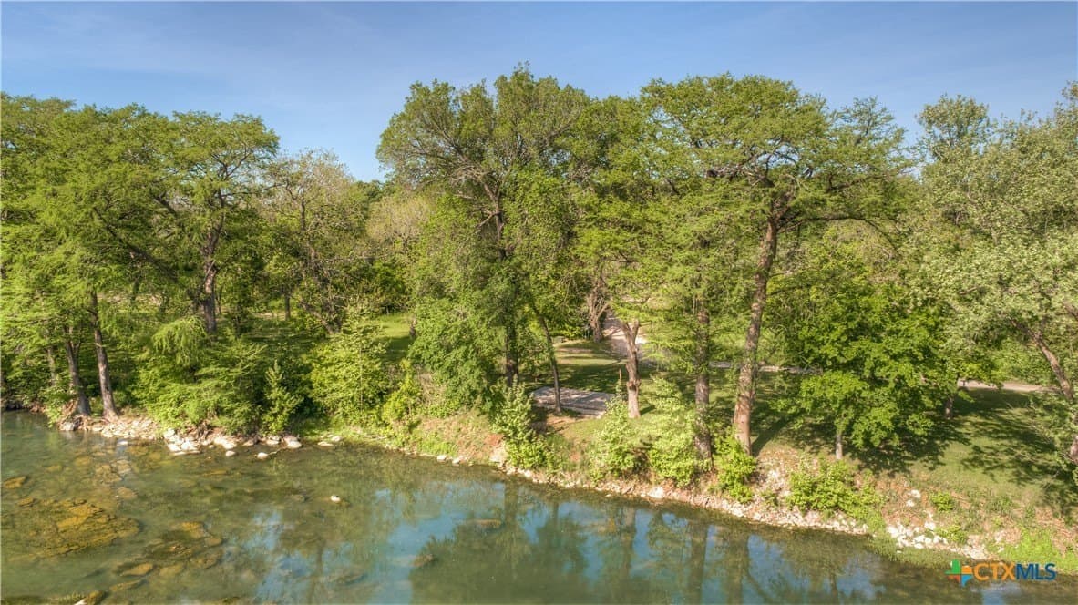 1 acres in Comal County - photo 23