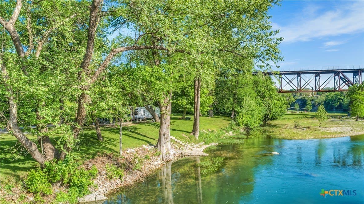 1 acres in Comal County - photo 40