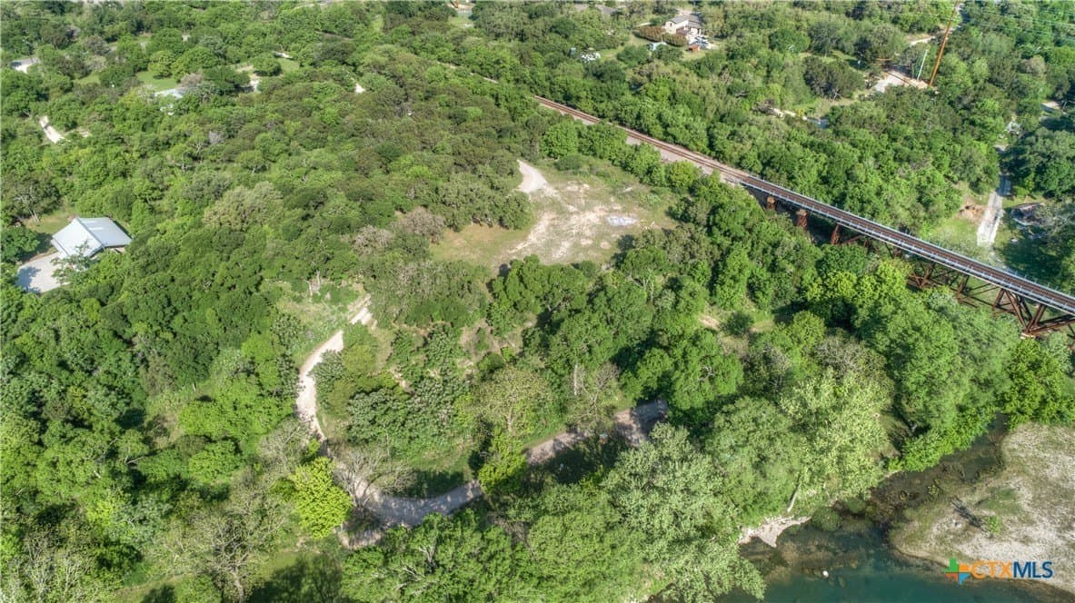 1 acres in Comal County - photo 31