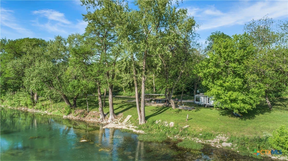 1 acres in Comal County - photo 6