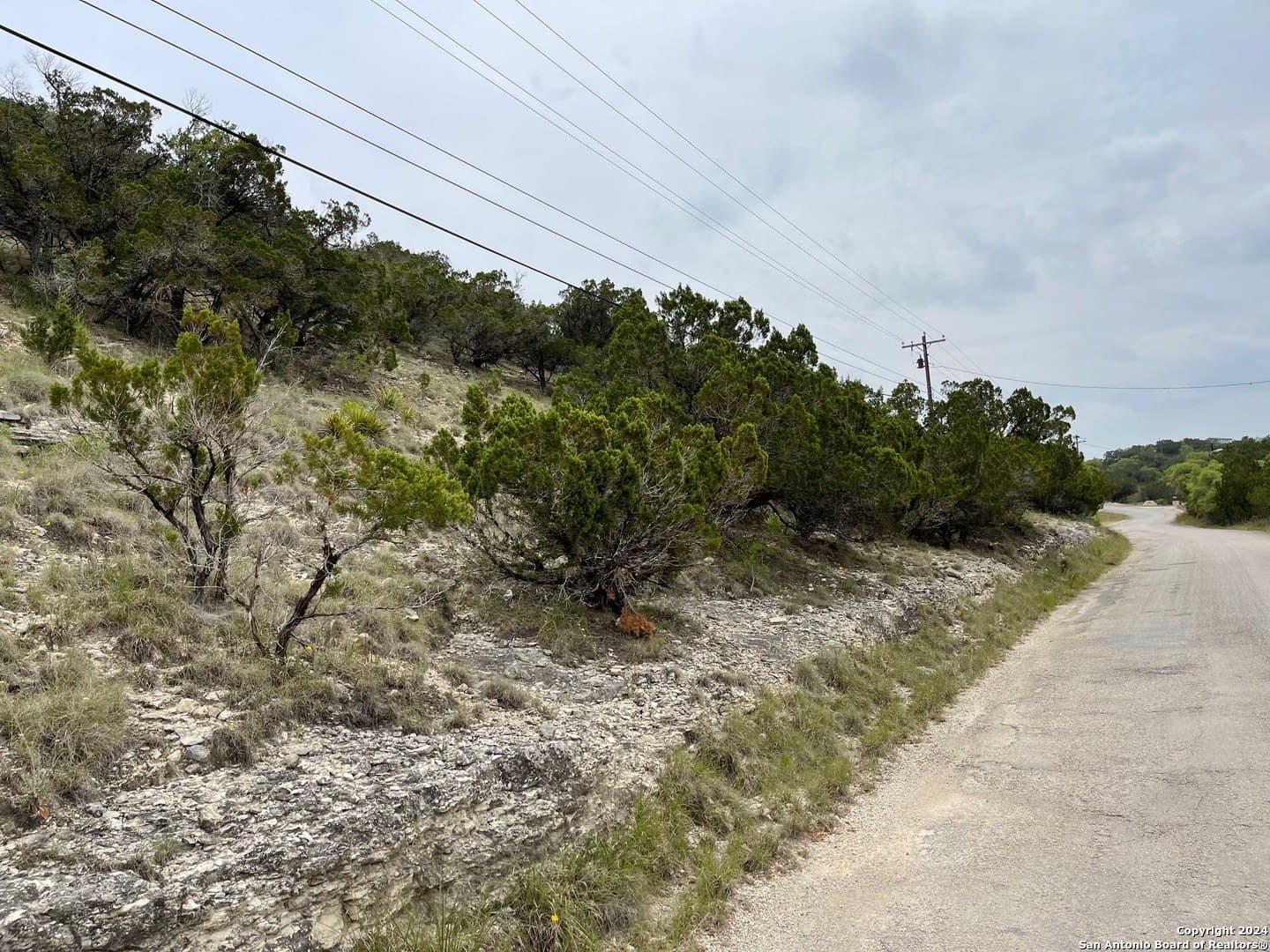 2.3 acres in Bandera County - photo 9