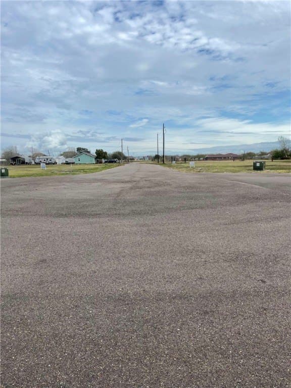 0.48 acres in Nueces County - photo 5