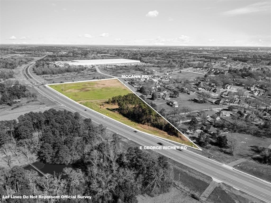12.26 acres in Gregg County - photo 4