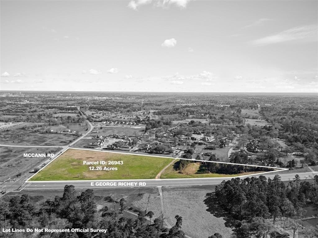 12.26 acres in Gregg County - photo 2