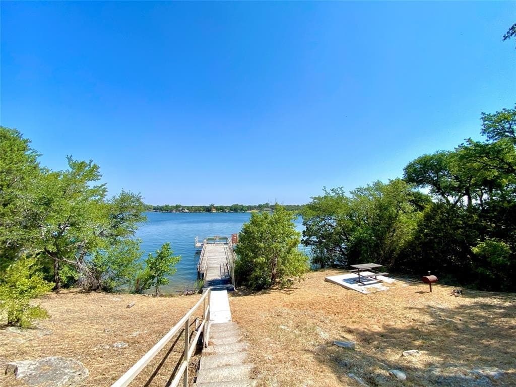 0.05 acres in Hood County - photo 8