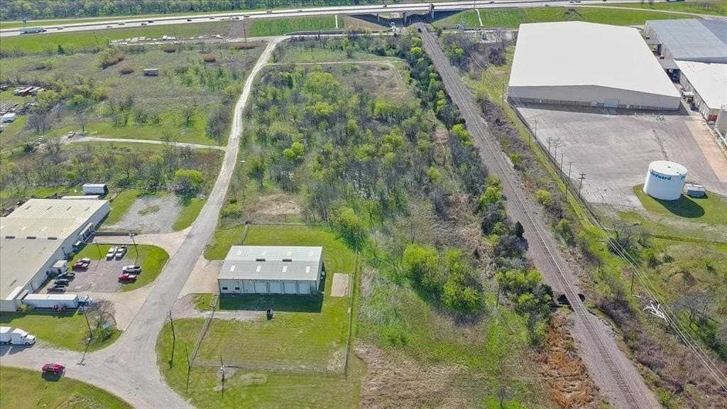 11.31 acres in Navarro County - photo 36
