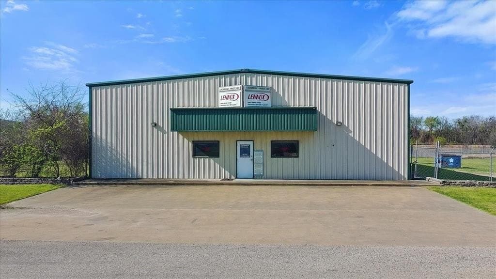 11.31 acres in Navarro County - photo 2