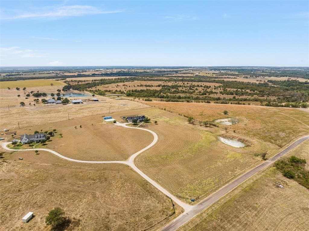 10 acres in McLennan County - photo 39