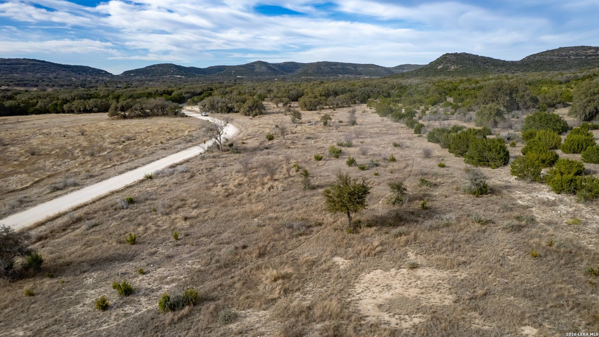11.54 acres in Real County - photo 4