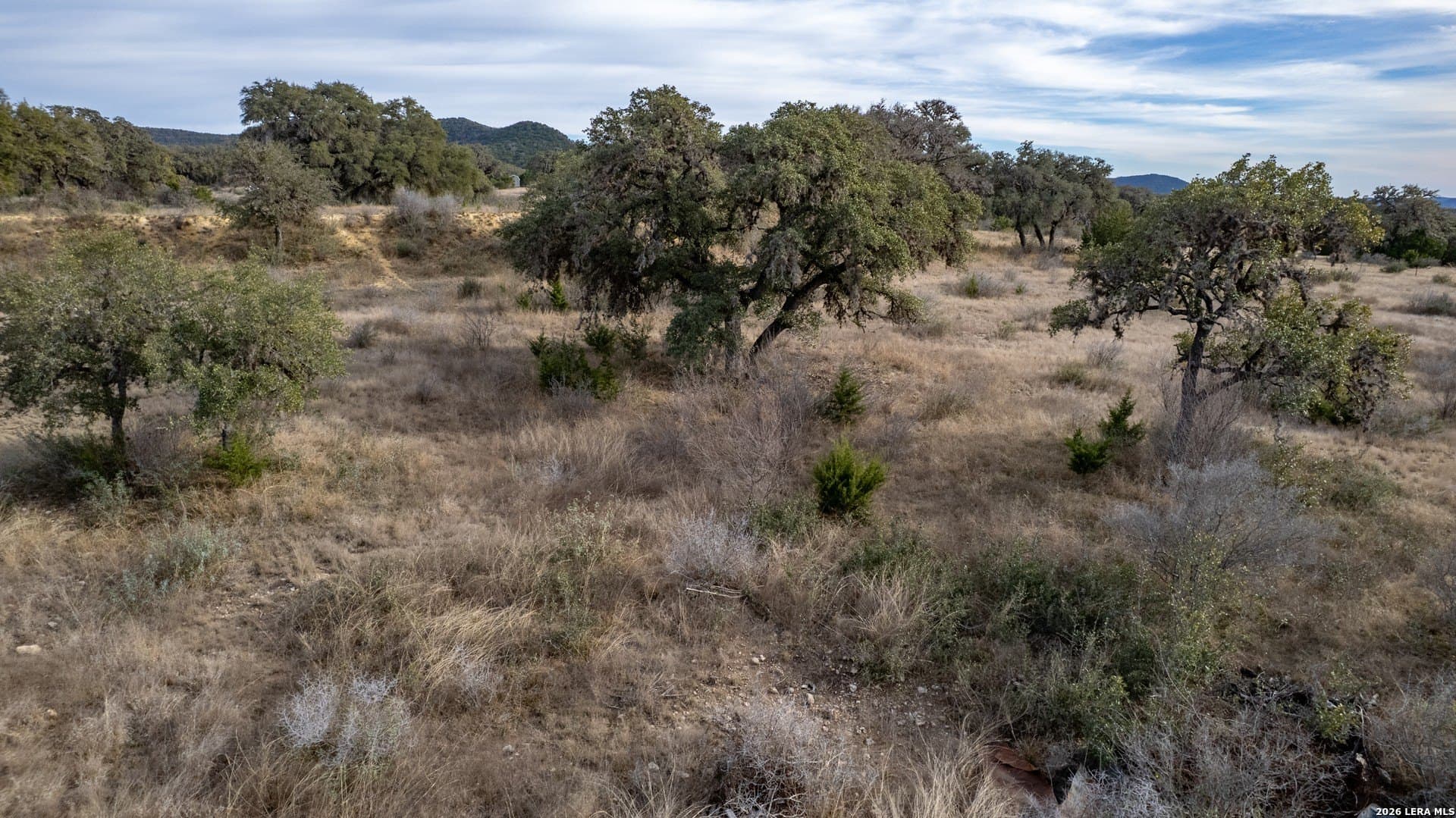 11.54 acres in Real County - photo 5