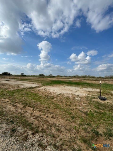 1.43 acres in Guadalupe County - photo 4