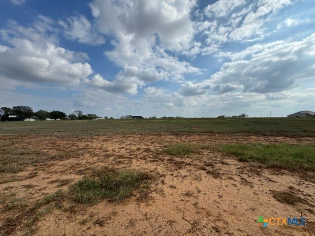 1.43 acres in Guadalupe County - photo 2