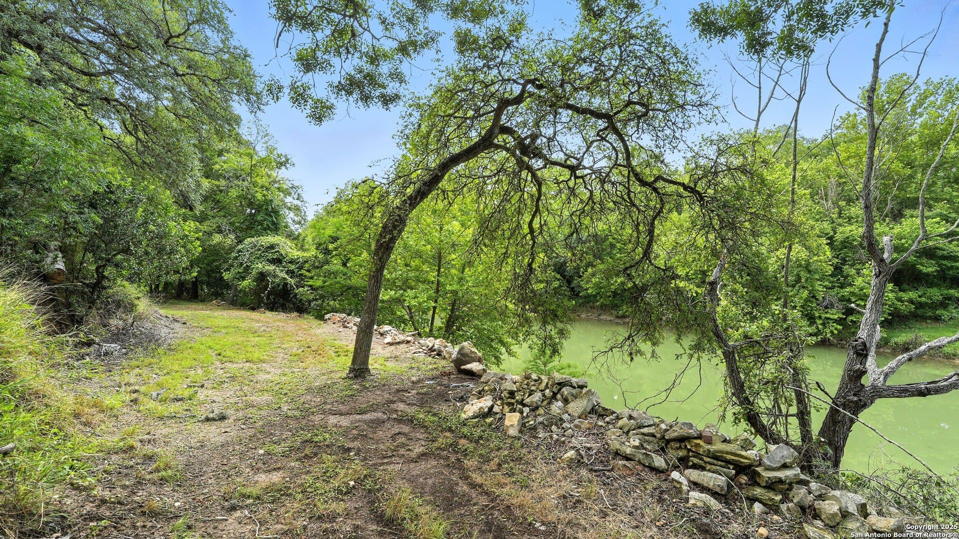 1.21 acres in Guadalupe County - photo 3