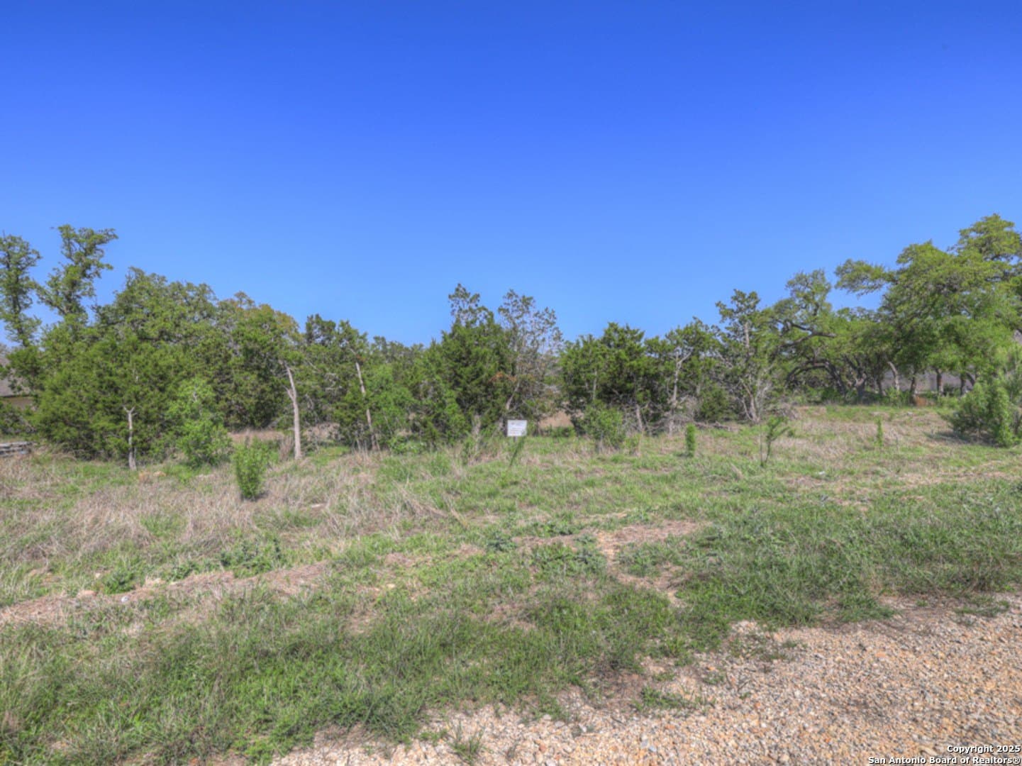 1.17 acres in Comal County - photo 3