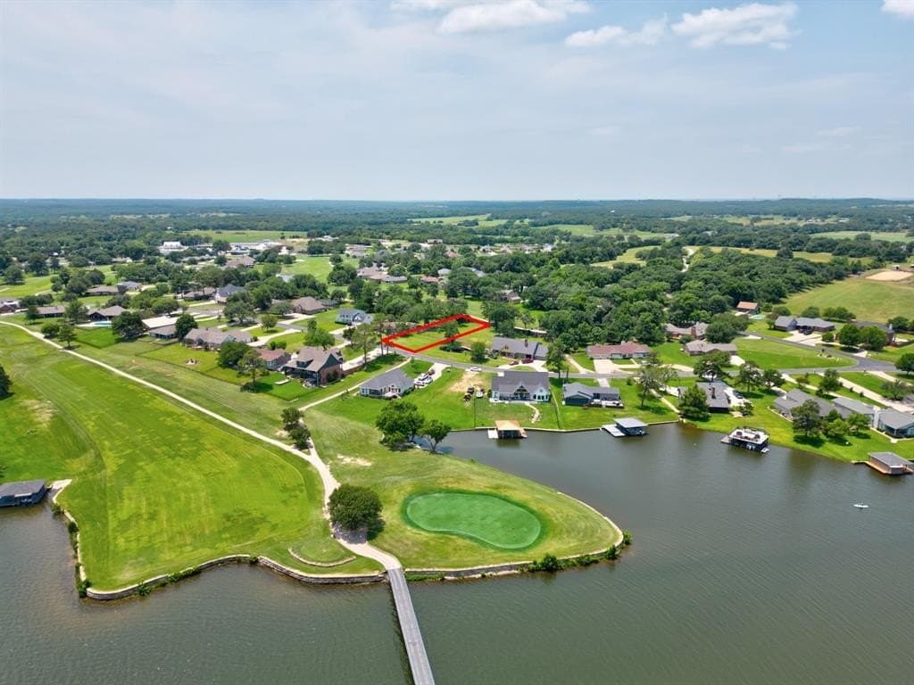 0.37 acres in Cooke County - photo 6