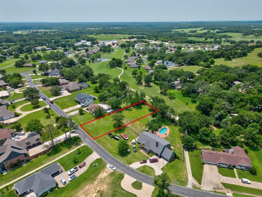0.37 acres in Cooke County - photo 14