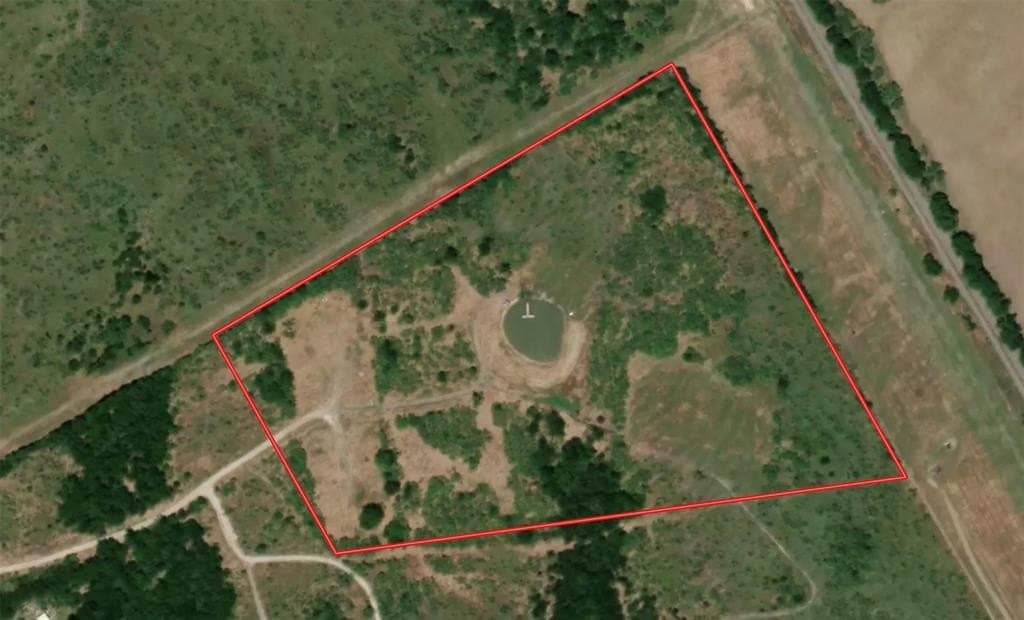 20 acres in Navarro County - photo 2