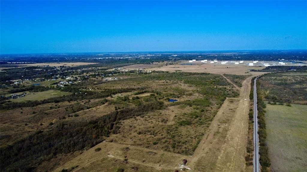 20 acres in Navarro County - photo 3