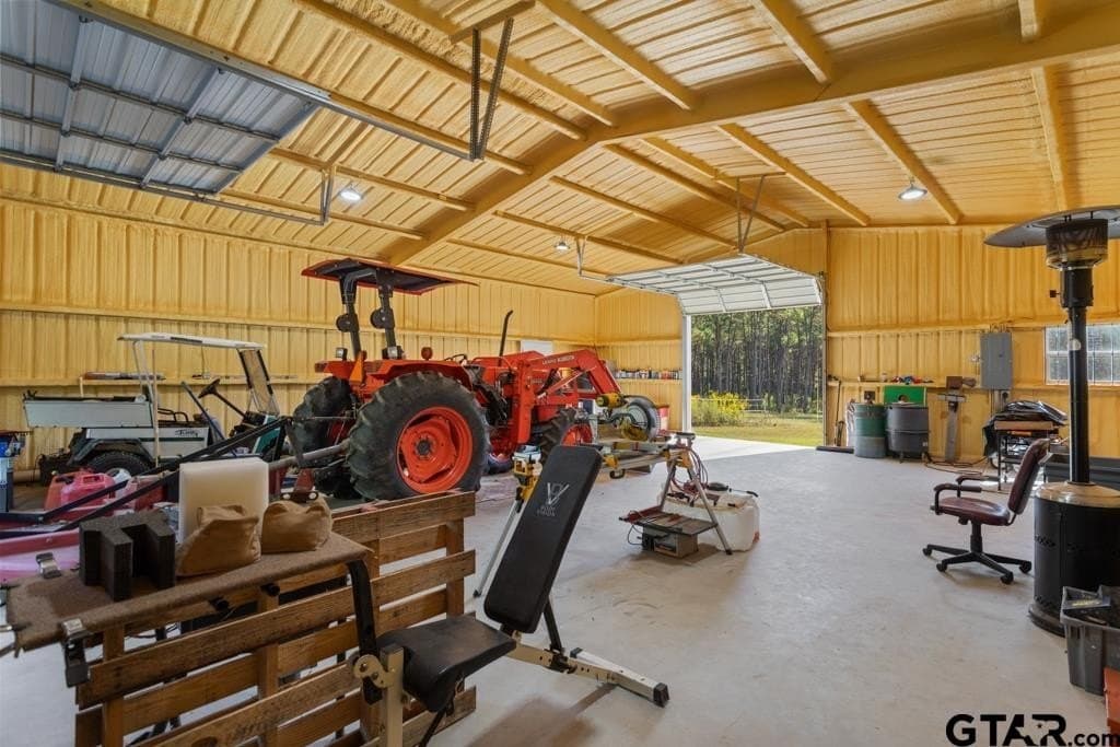 110.91 acres in Smith County - photo 43