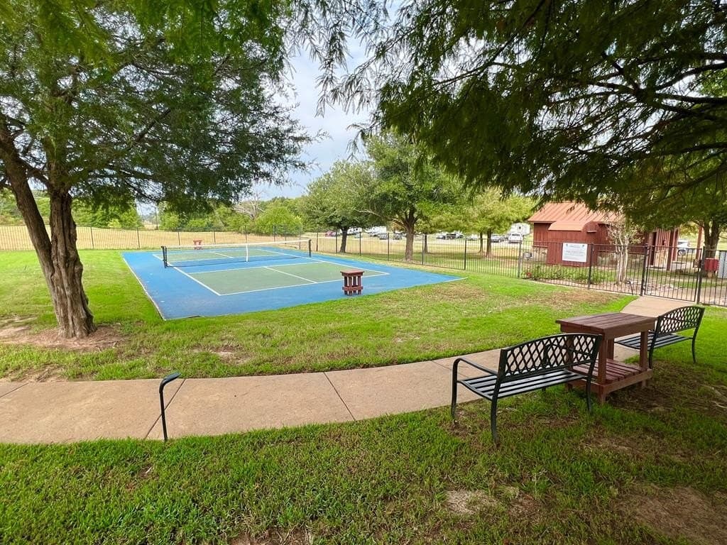 1.04 acres in Henderson County - photo 11