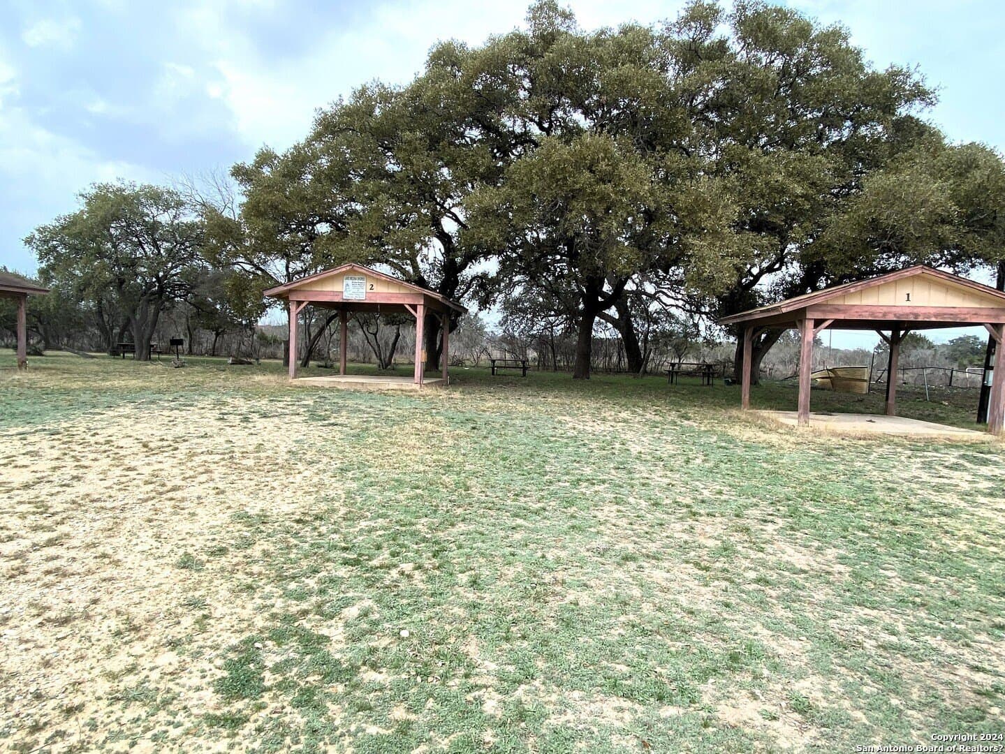 0.09 acres in Bandera County - photo 9