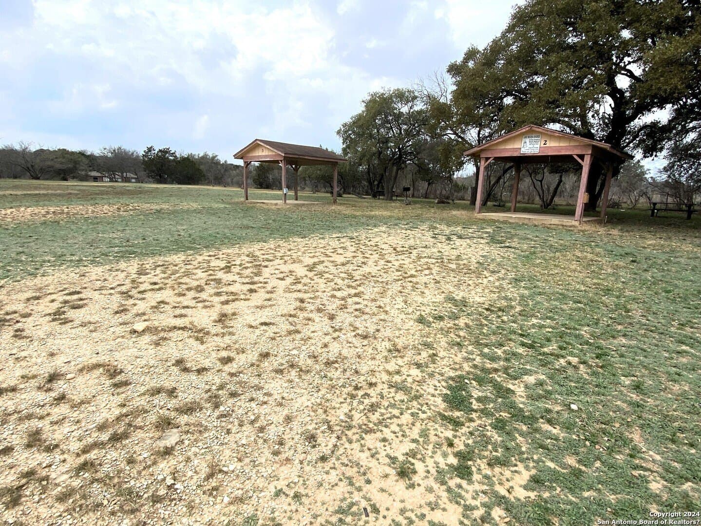 0.09 acres in Bandera County - photo 10