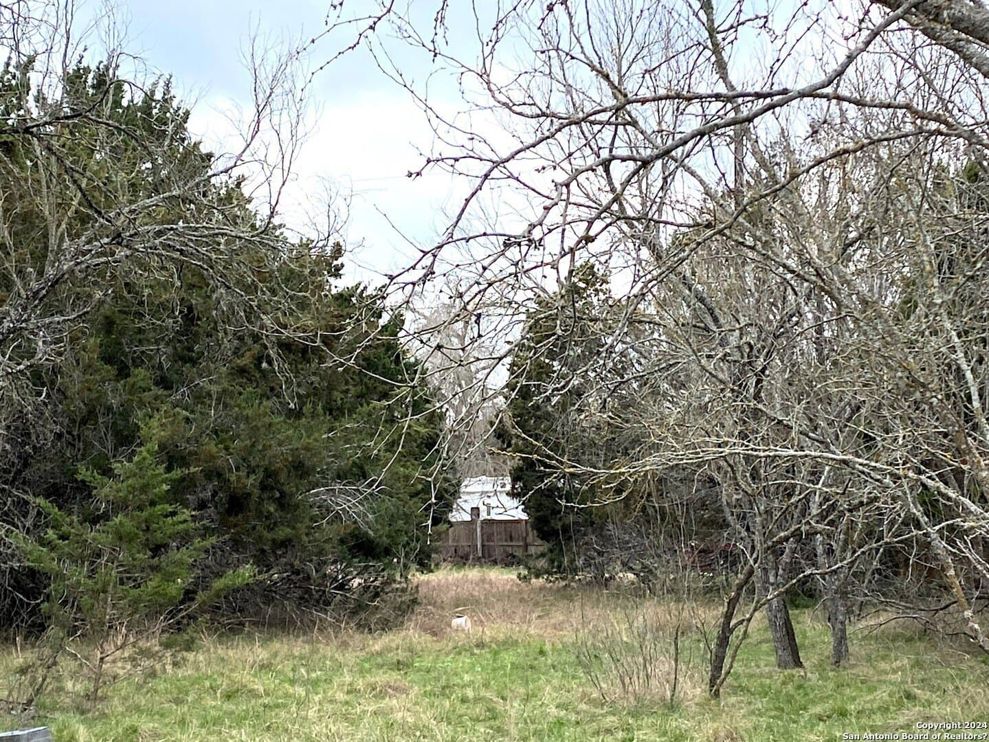 0.09 acres in Bandera County - photo 2