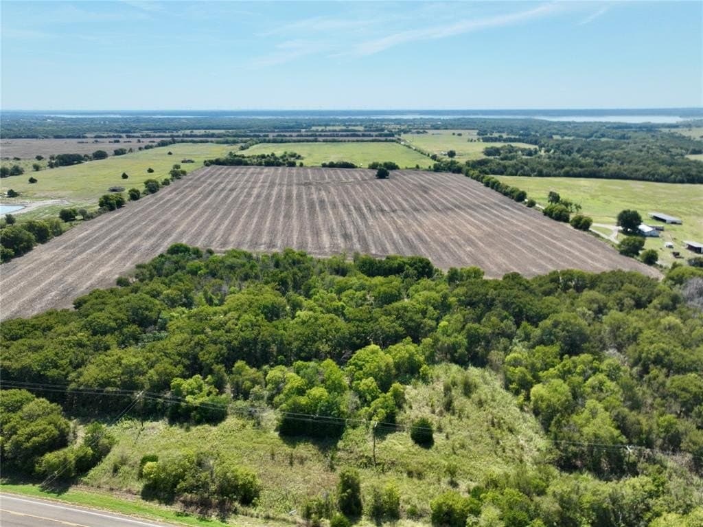 102.51 acres in Navarro County - photo 7