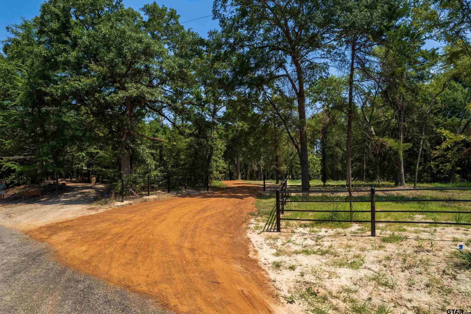 1.55 acres in Camp County - photo 4