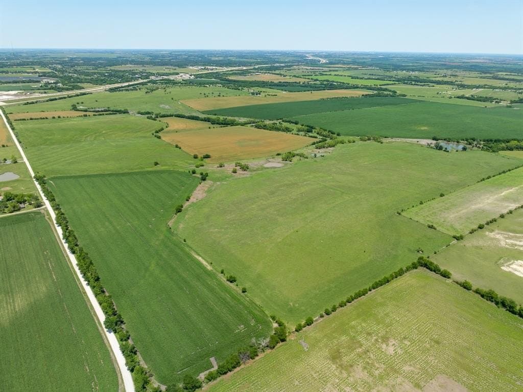 10 acres in Falls County - photo 14