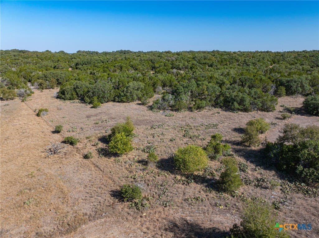 10.5 acres in Comal County - photo 5