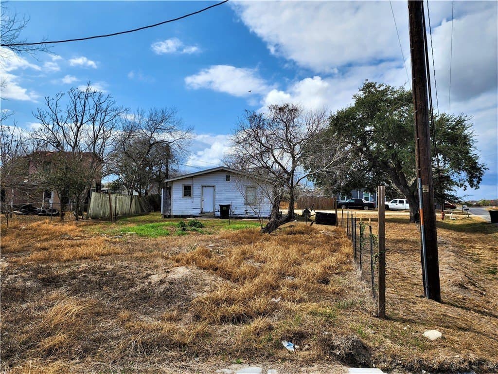 0.06 acres in San Patricio County - photo 11