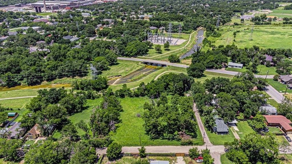 1.07 acres in Johnson County - photo 8