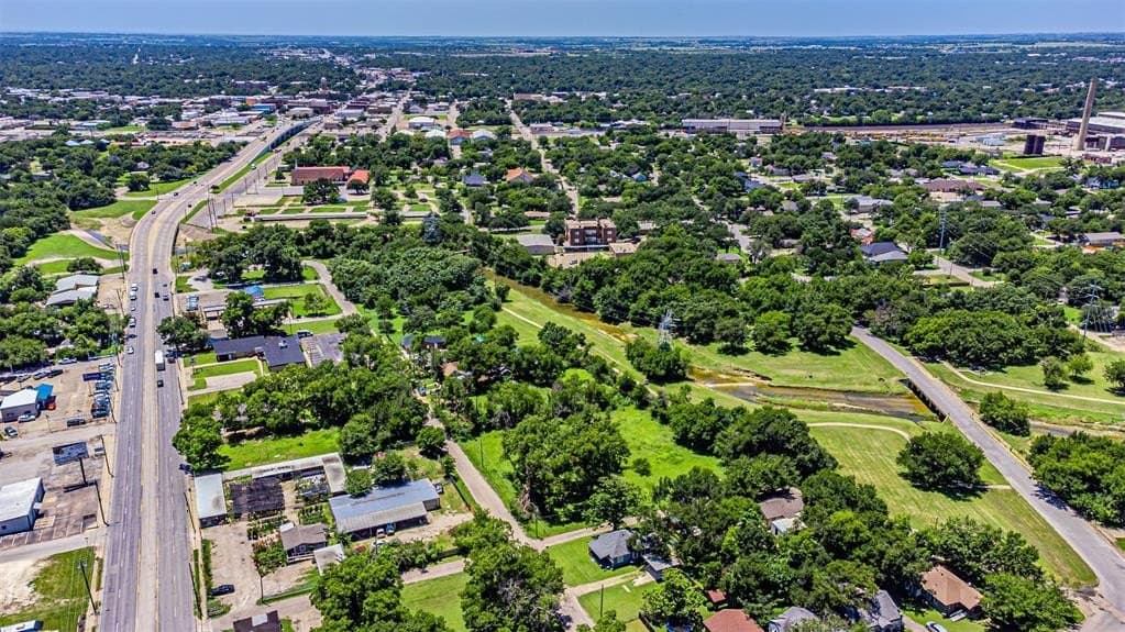 1.07 acres in Johnson County - photo 12