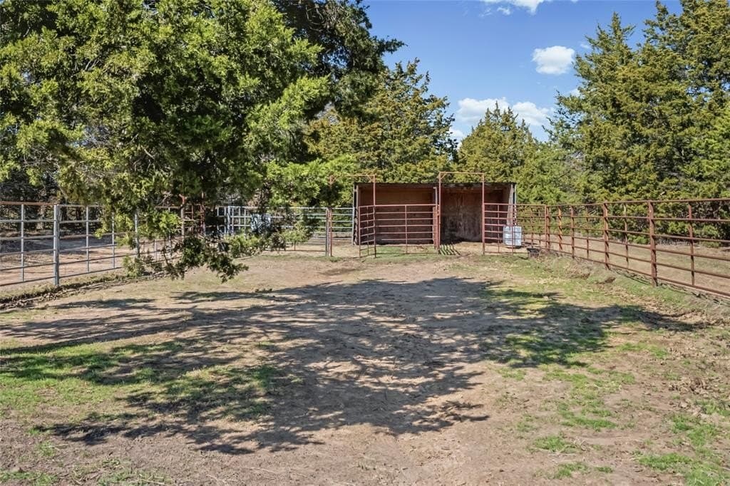 19.96 acres in Hunt County - photo 34