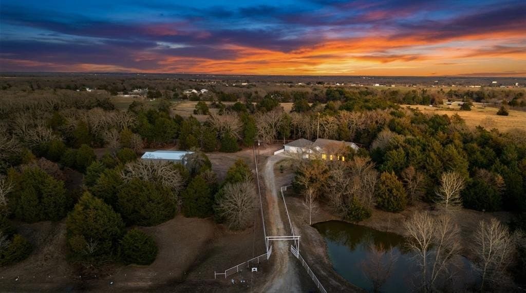 19.96 acres in Hunt County - photo 2