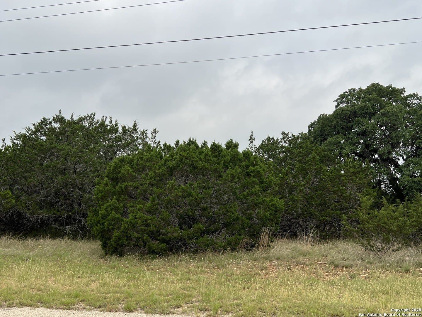 5.28 acres in Bandera County - photo 3