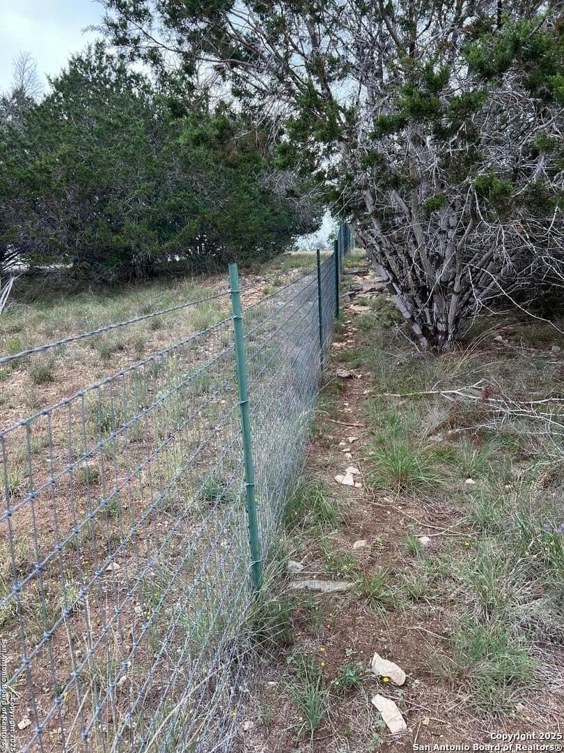 5.28 acres in Bandera County - photo 16