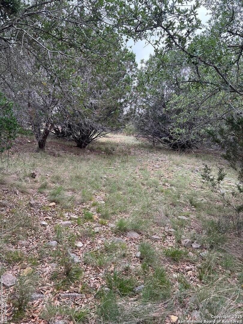 5.28 acres in Bandera County - photo 13