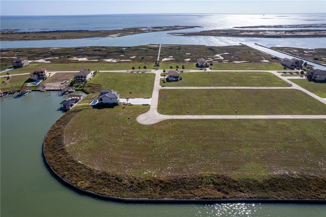 0.65 acres in Calhoun County - photo 8