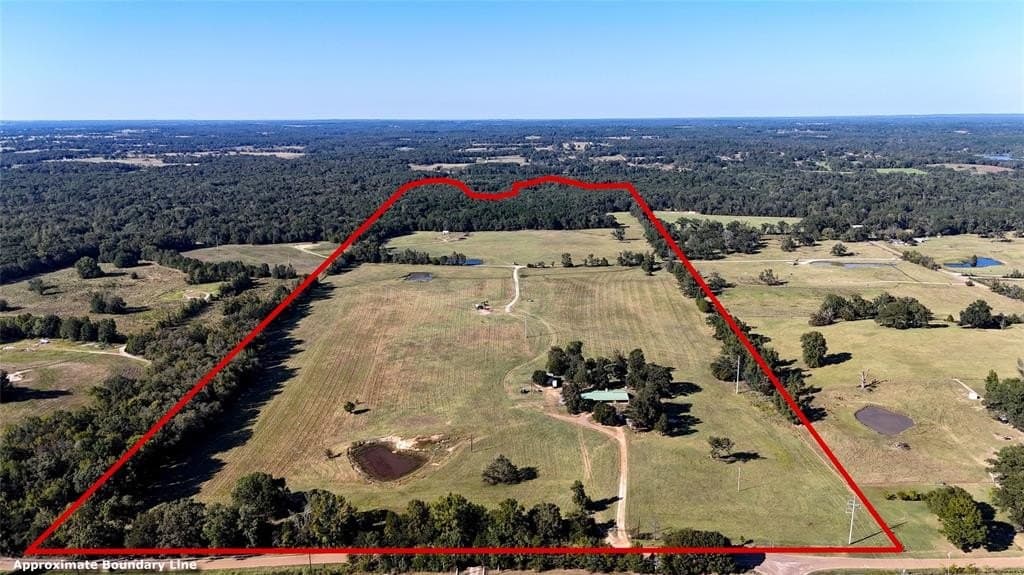 119.54 acres in Henderson County - photo 3